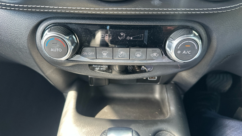 Nissan Juke 1.6 Hybrid N-Connecta 5dr Auto Hybrid Hatchback